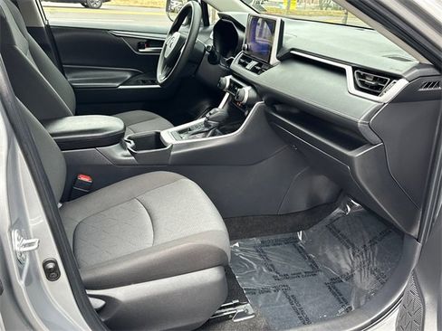 Used 2025 Toyota RAV4 XLE image 11