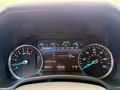 Used 2020 Ford Expedition XLT w/ Equipment Group 202A RWD image 21
