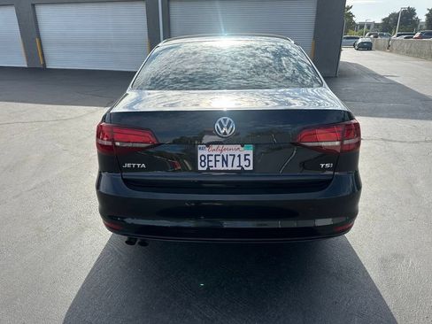 Used 2016 Volkswagen Jetta S FWD image 3