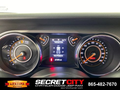 Used 2021 Jeep Wrangler Sport AWD/4WD image 16