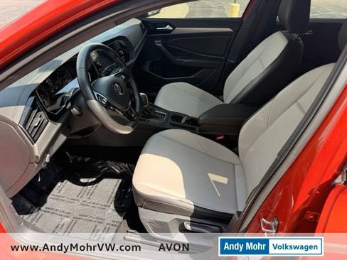 Used 2019 Volkswagen Jetta R-Line w/ R-Line Cold Weather Package FWD image 14