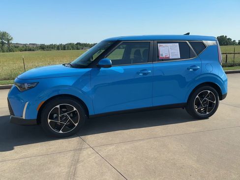 Used 2024 Kia Soul EX image 5