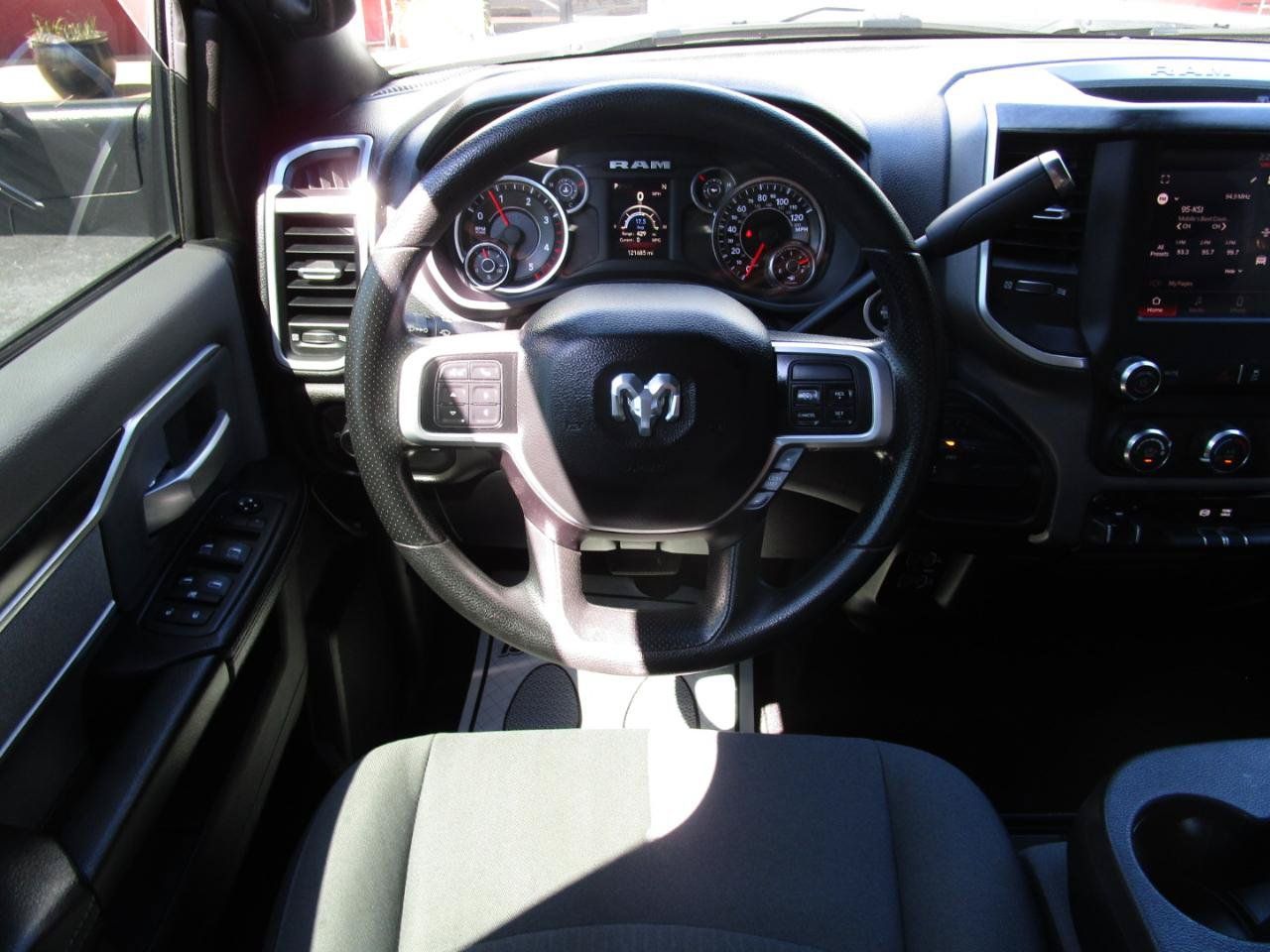 Used 2022 RAM 2500 Big Horn AWD/4WD image 10