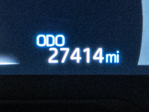 Certified 2025 Toyota RAV4 XLE AWD/4WD image 17
