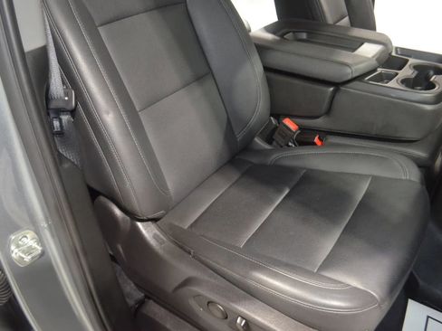 Used 2025 GMC Sierra 1500 SLT image 22