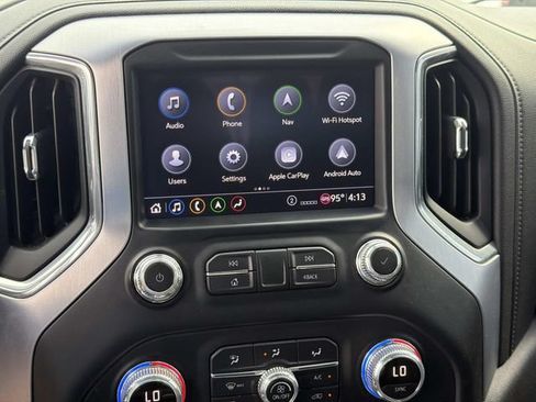 Used 2020 GMC Sierra 1500 SLT RWD image 30