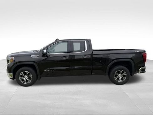 Used 2019 GMC Sierra 1500 SLE w/ SLE Value Package AWD/4WD image 2
