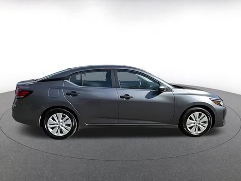 Used 2025 Nissan Sentra S image 16