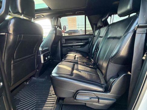 Used 2019 Ford Expedition Max XLT w/ Equipment Group 202A RWD image 27