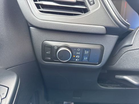 Certified 2024 Ford Escape Active w/ Tech Pack #1 image 9