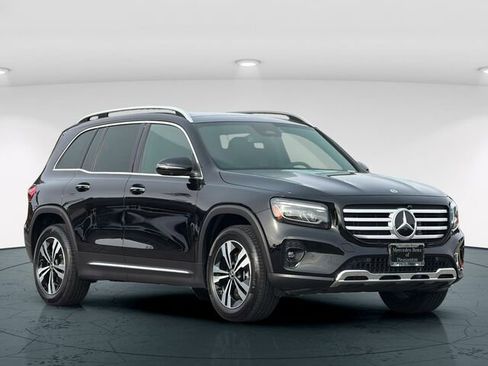 Certified 2025 Mercedes-Benz GLB 250 image 9