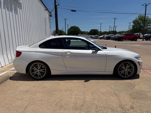 Used 2016 BMW M235i Coupe RWD image 9