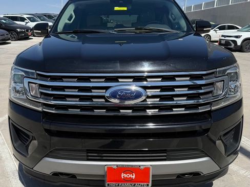 Used 2019 Ford Expedition XLT w/ Equipment Group 202A AWD/4WD image 4