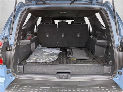 Used 2025 Toyota 4Runner 4WD image 7