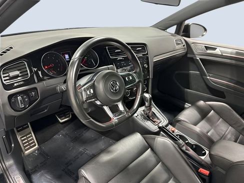Used 2020 Volkswagen GTI SE FWD image 13