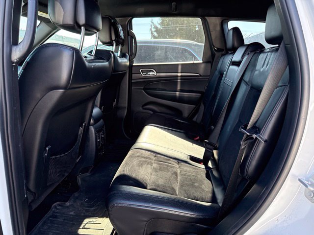 Used 2018 Jeep Grand Cherokee Altitude AWD/4WD image 9