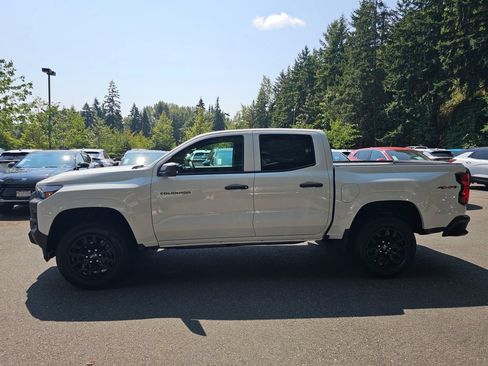 New 2026 Chevrolet Colorado W/T w/ WT Custom Package AWD/4WD image 4