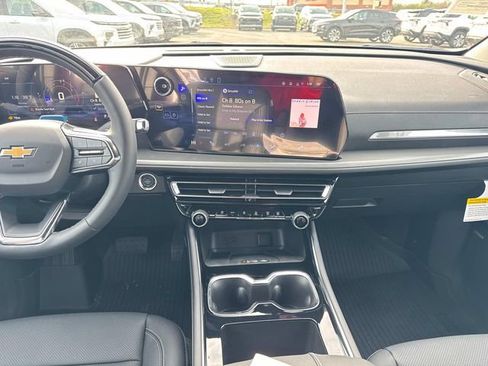 New 2026 Chevrolet Traverse LT w/ Enhanced Driving Package image 21