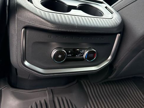 New 2025 Ford Expedition Active AWD/4WD image 23