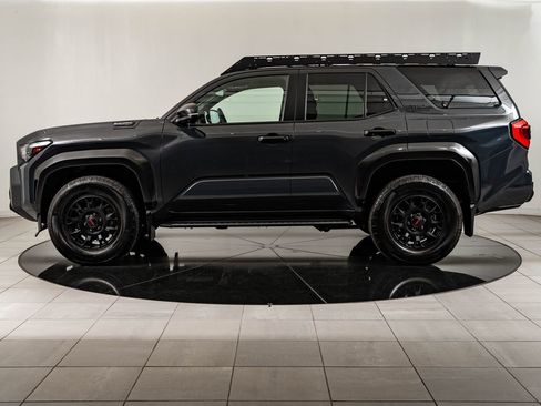 Used 2025 Toyota 4Runner TRD Off-Road Premium w/ Tow Technology Package AWD/4WD image 5