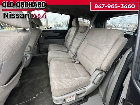 Used 2017 Honda Odyssey EX image 10