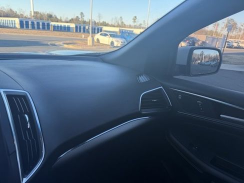 Used 2021 Ford Edge ST w/ Equipment Group 401A image 32