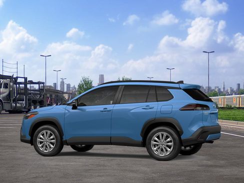 New 2026 Toyota Corolla Cross LE image 7