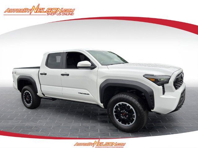 Used 2025 Toyota Tacoma TRD Off-Road AWD/4WD image 1