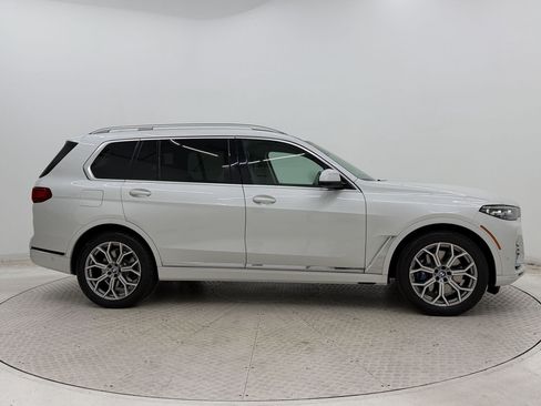 Used 2020 BMW X7 xDrive40i w/ Premium Package AWD/4WD image 8