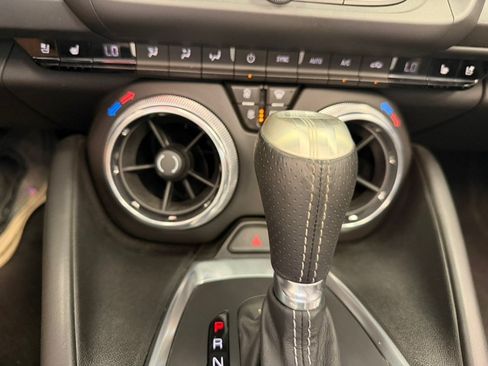 Used 2018 Chevrolet Camaro SS RWD image 41