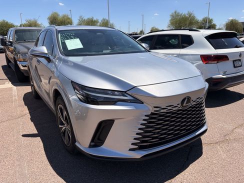 Used 2024 Lexus RX 350 FWD w/ Technology Package image 3