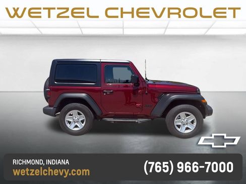 Used 2021 Jeep Wrangler Sport AWD/4WD image 2
