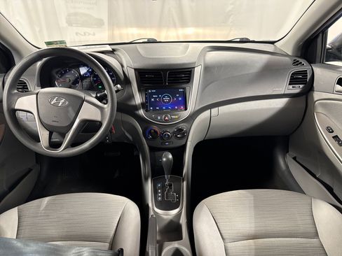 Used 2016 Hyundai Accent SE FWD image 4