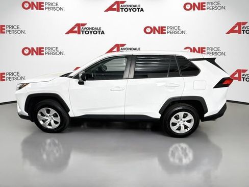 Certified 2023 Toyota RAV4 LE FWD image 5