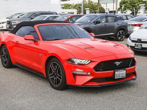 Used 2019 Ford Mustang GT Premium image 3