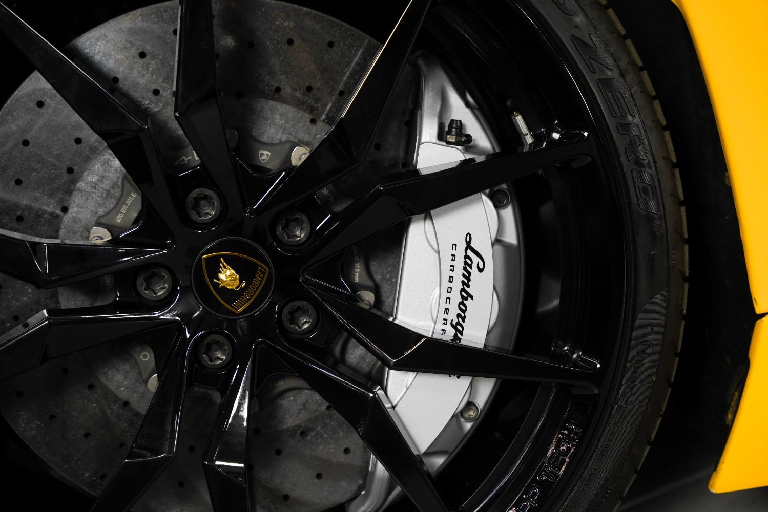 Used 2015 Lamborghini Aventador LP 700-4 AWD/4WD image 21