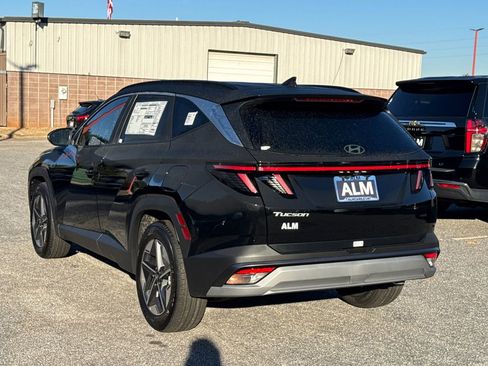 New 2026 Hyundai Tucson SEL image 3