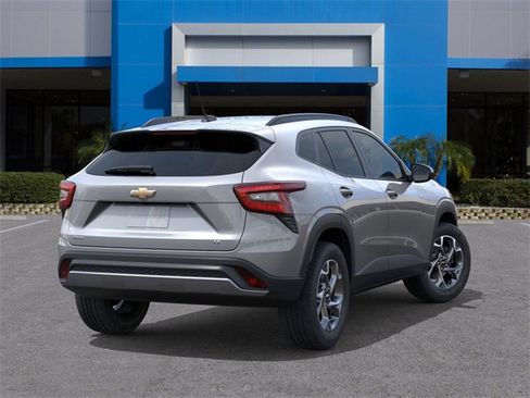 New 2026 Chevrolet Trax LT w/ Driver Confidence Package image 5
