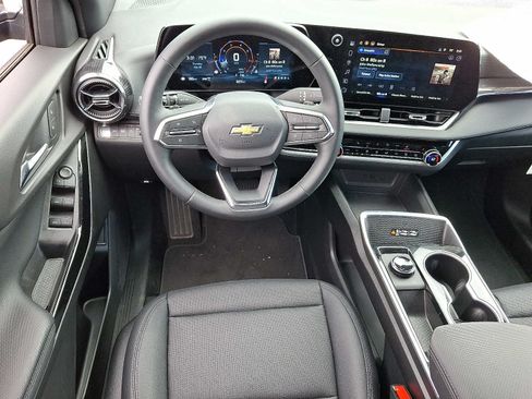 Used 2026 Chevrolet Equinox LT w/ Convenience Package II AWD/4WD image 12