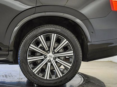 Certified 2025 Volvo XC90 B6 Plus image 11