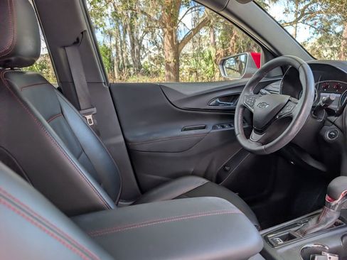 Used 2022 Chevrolet Equinox RS w/ RS Leather Package image 14