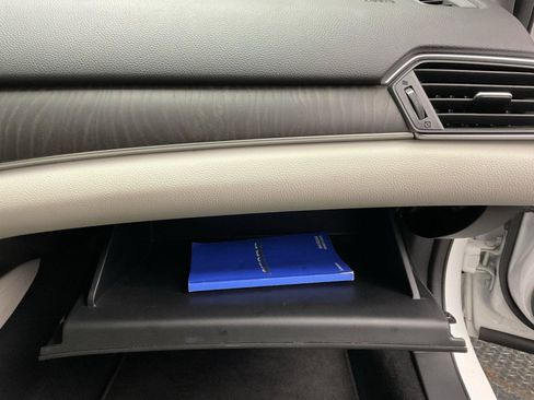 Used 2018 Honda Accord EX-L image 27