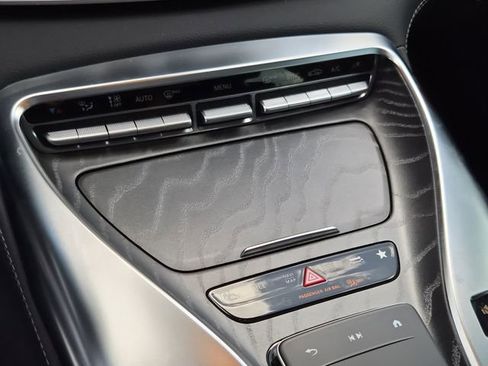 Used 2021 Mercedes-Benz AMG GT 43 w/ Driver Assistance Package image 28