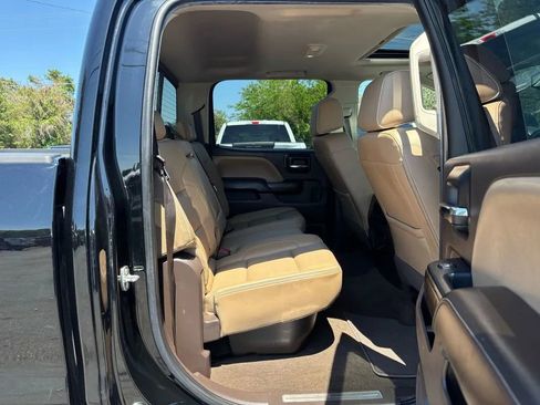 Used 2018 GMC Sierra 2500 Denali w/ Duramax Plus Package AWD/4WD image 26