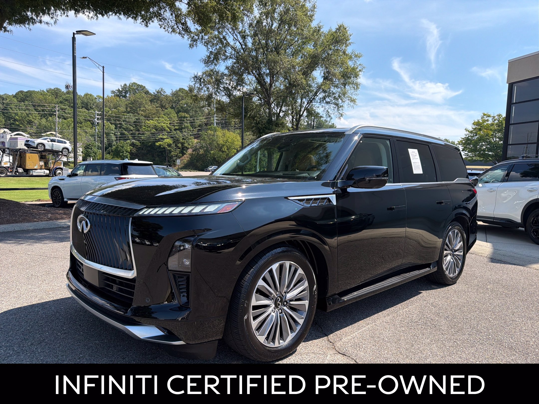 Certified 2025 INFINITI QX80 Luxe AWD/4WD image 5