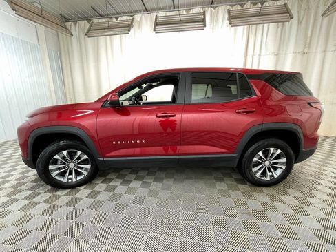 Certified 2025 Chevrolet Equinox LT AWD/4WD image 14
