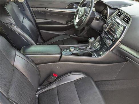 Used 2022 Nissan Maxima SV w/ Floor Mat Group image 17