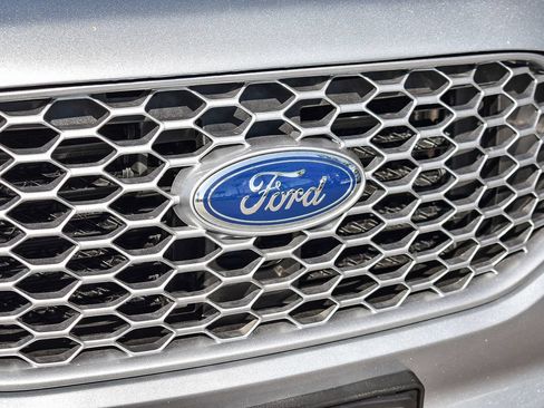 Used 2023 Ford Edge SEL AWD/4WD image 10
