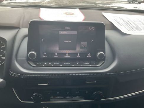 Certified 2023 Nissan Rogue S image 14