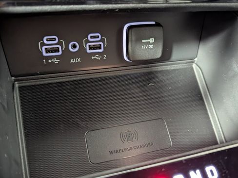 New 2025 Jeep Grand Cherokee Laredo w/ Luxury Tech Group I image 26